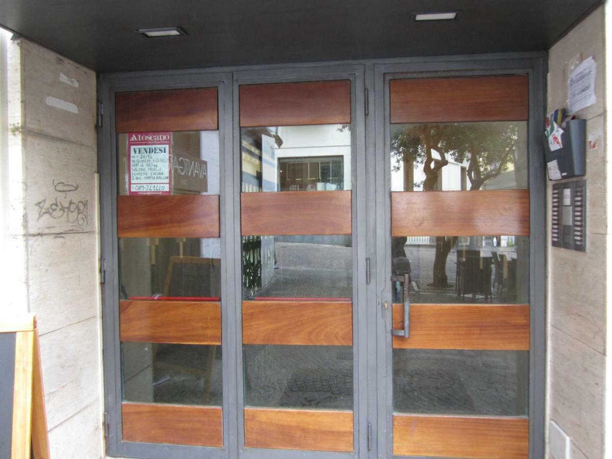 Appartamento Velia Salerno Exterior photo