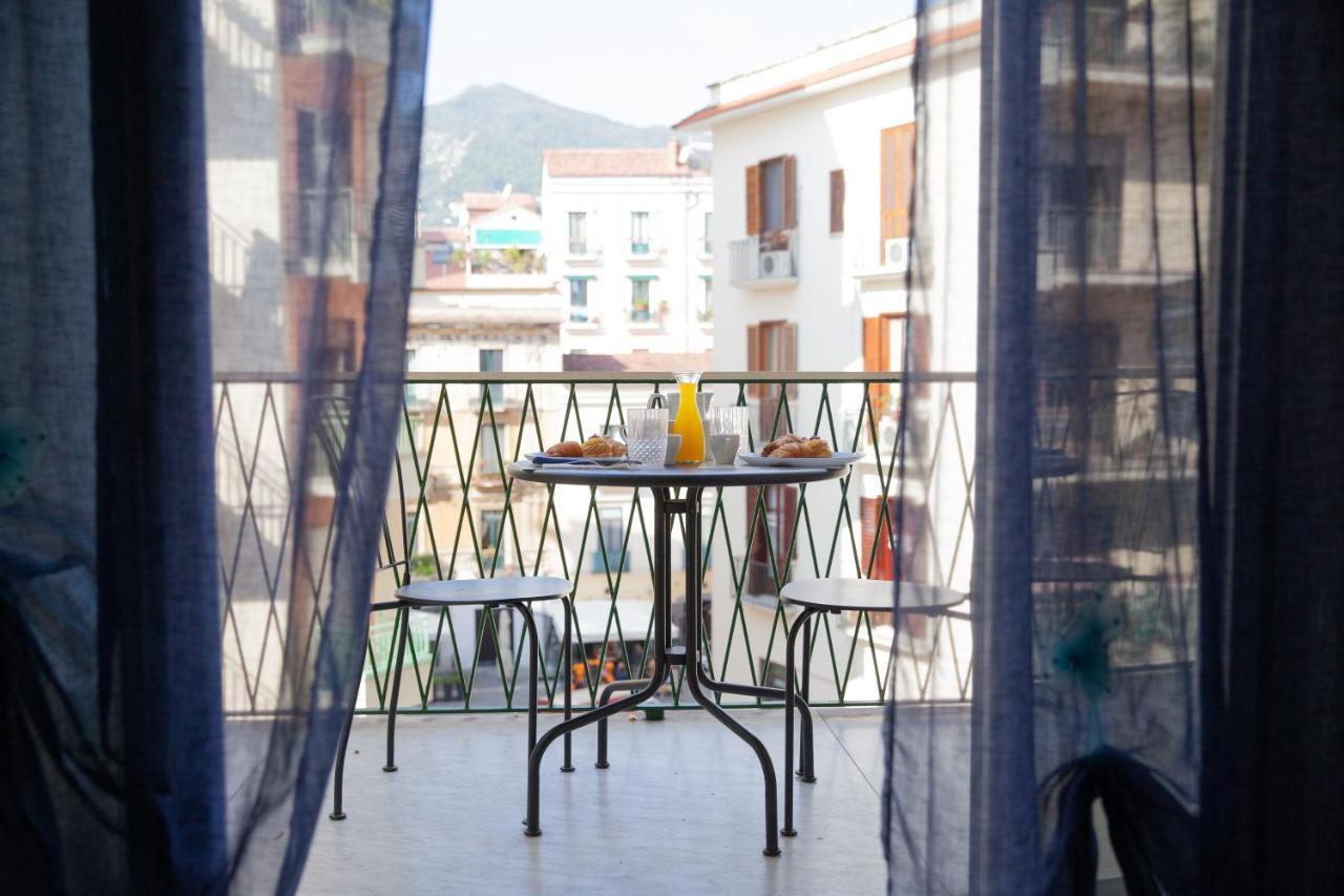 Appartamento Velia Salerno Exterior photo